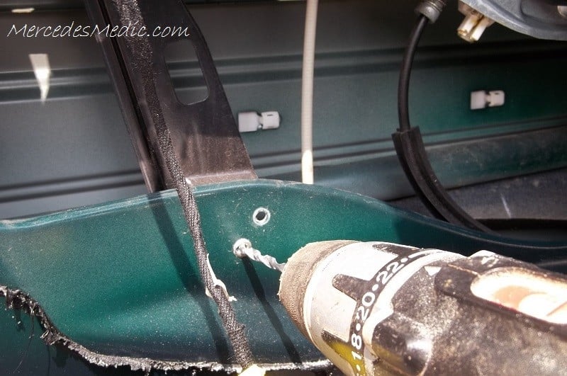 c class remove rivets